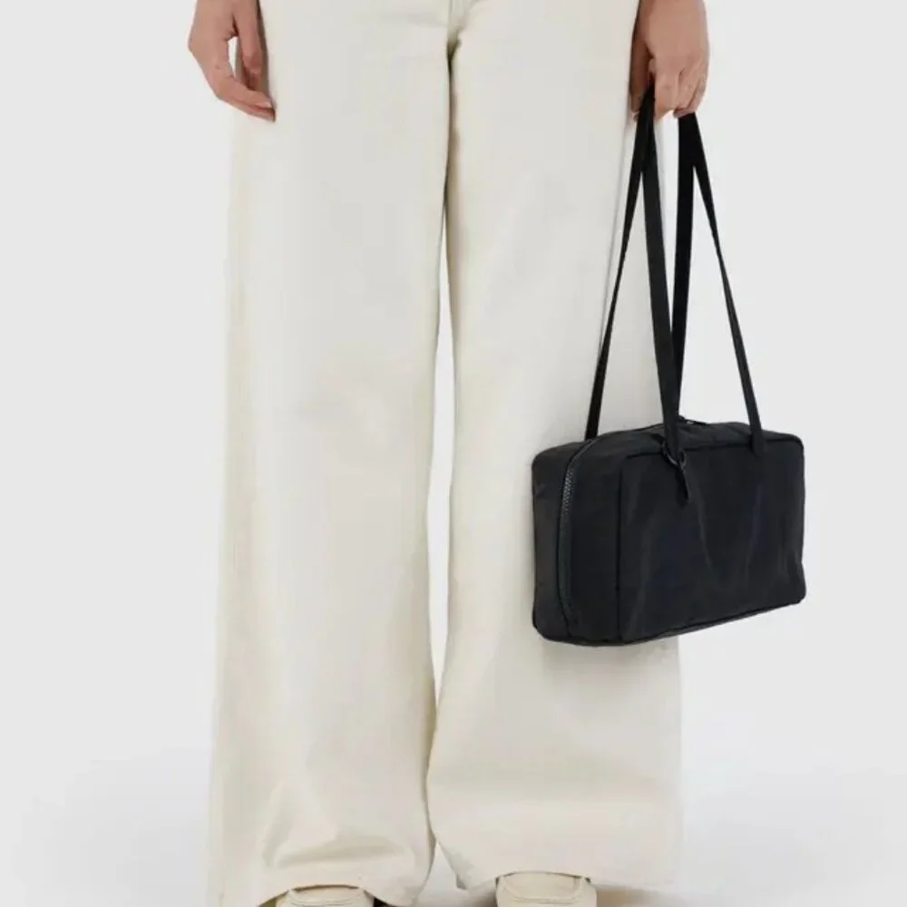 BAGGU Nylon Bowler Bag in Black NWT - Picture 4 of 5